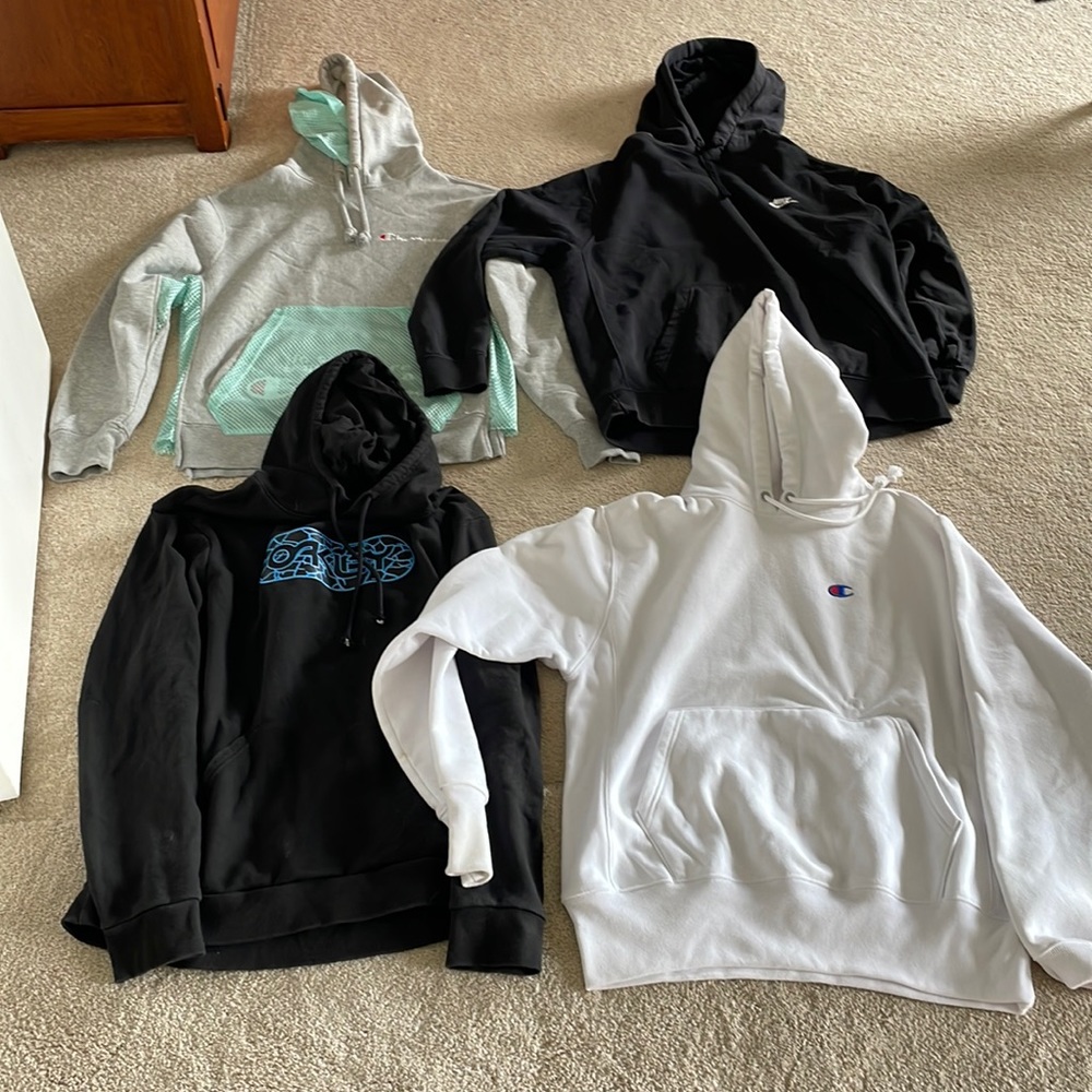 Men’s Hoodie/sweatshirt bundle